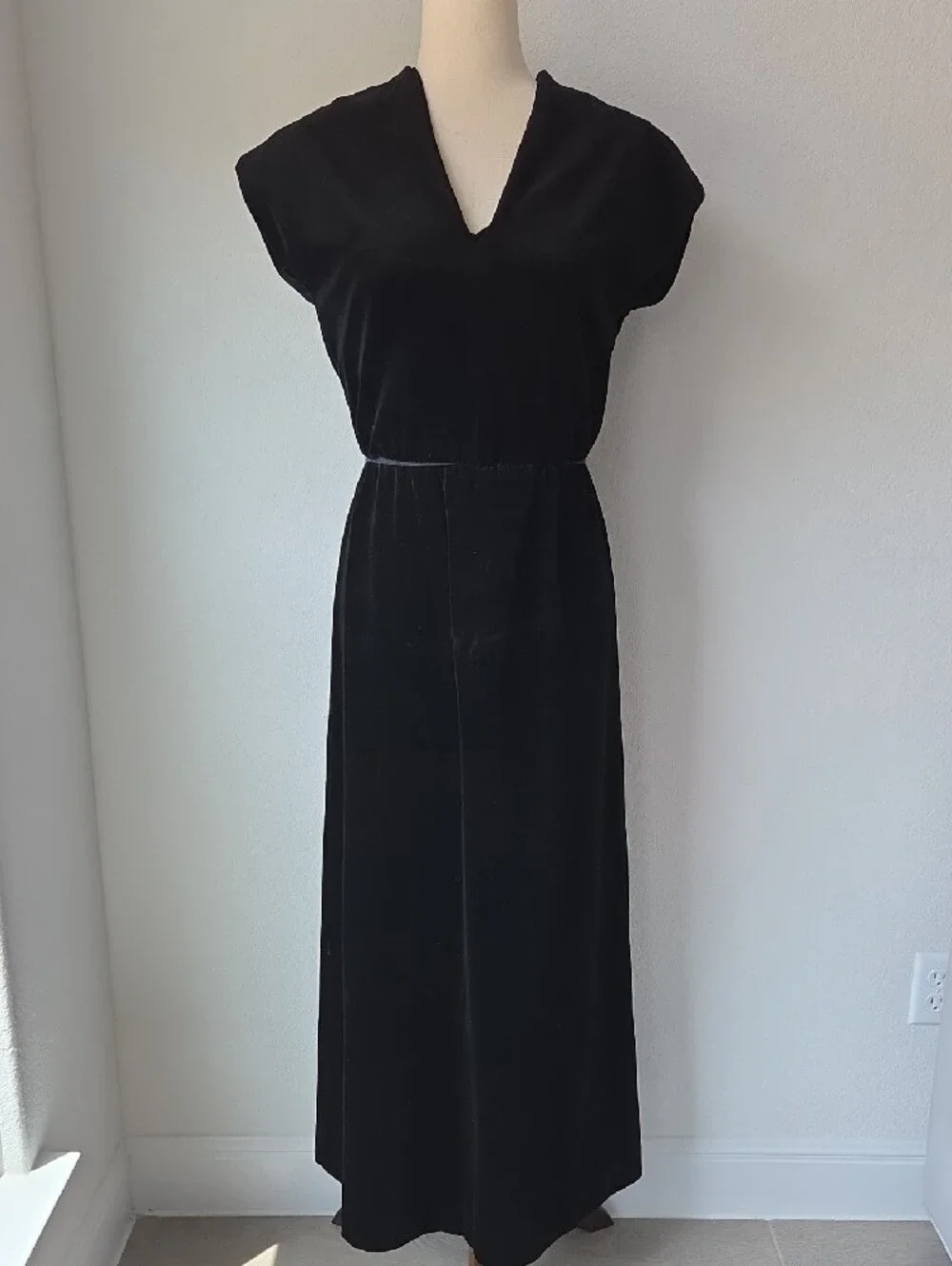 Vintage Women's Black Velvety Velour Long Dress Halloween Witchy Gypsy Handmade